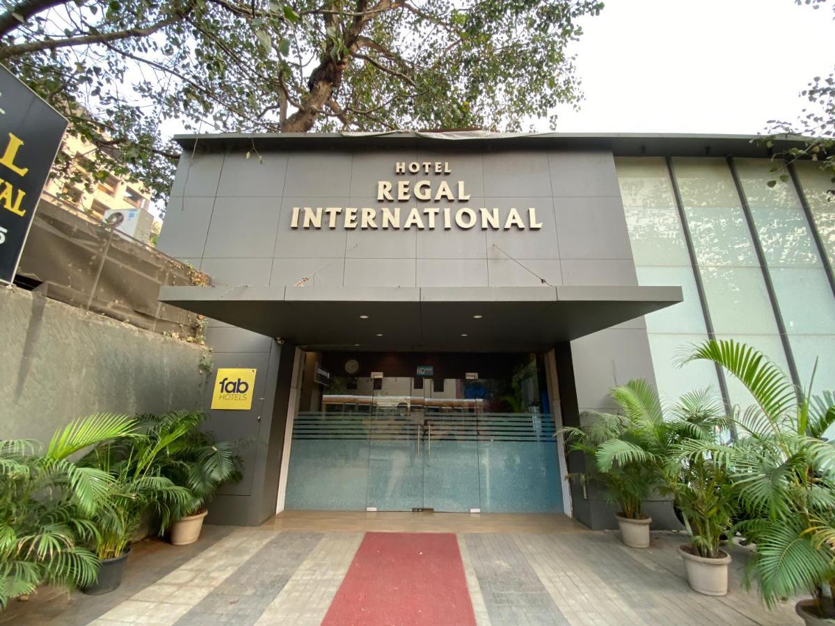 Hotel Regal International - Near Mumbai International Airport Andheri East Buitenkant foto
